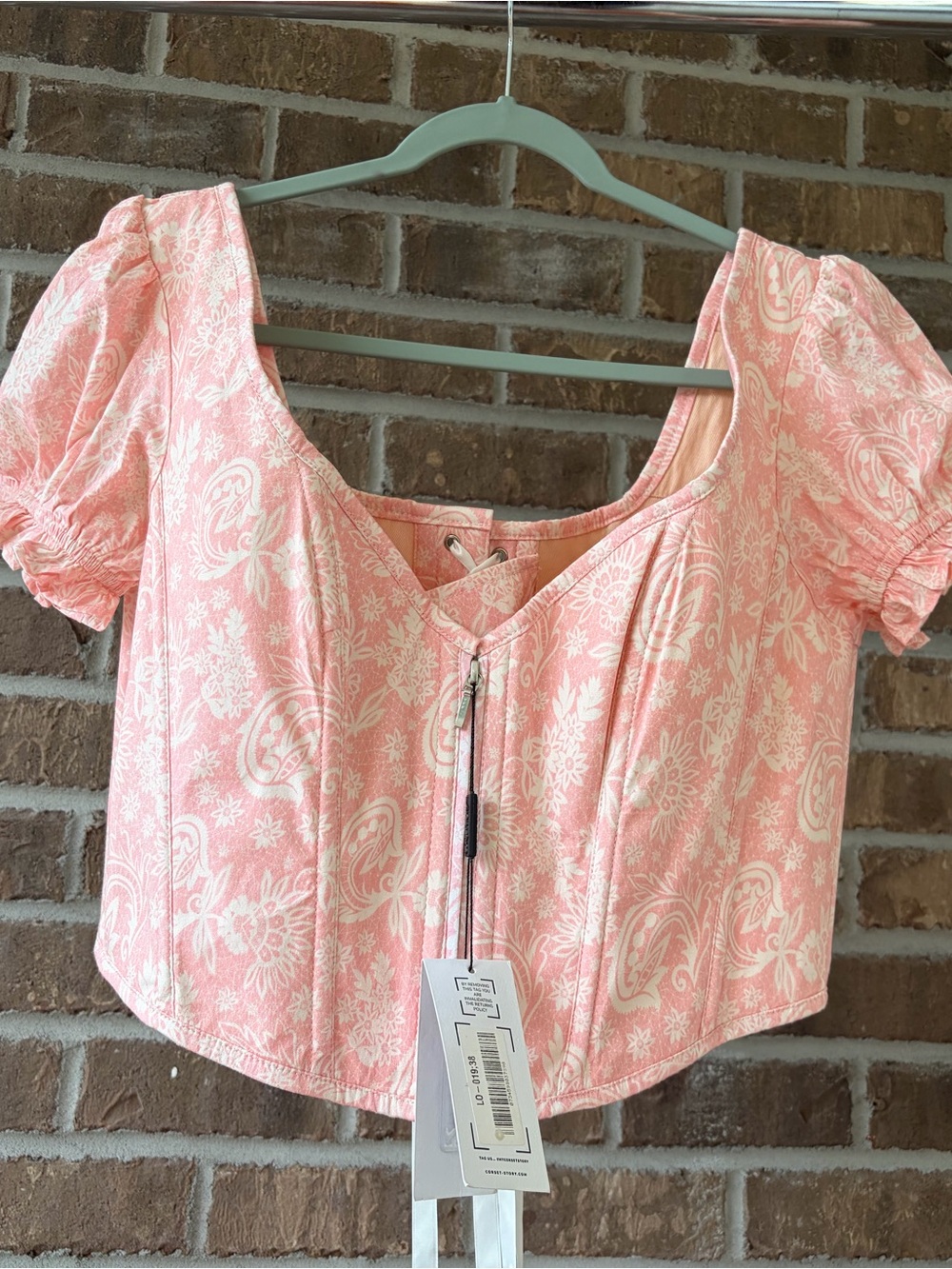 Pink floral corset story Corset puffy sleeves